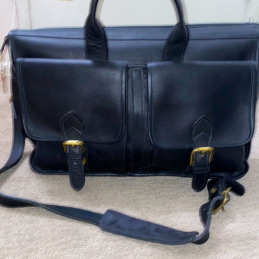 Jack Georges Genuine Leather Messenger Bag 16 In Looks Brand New